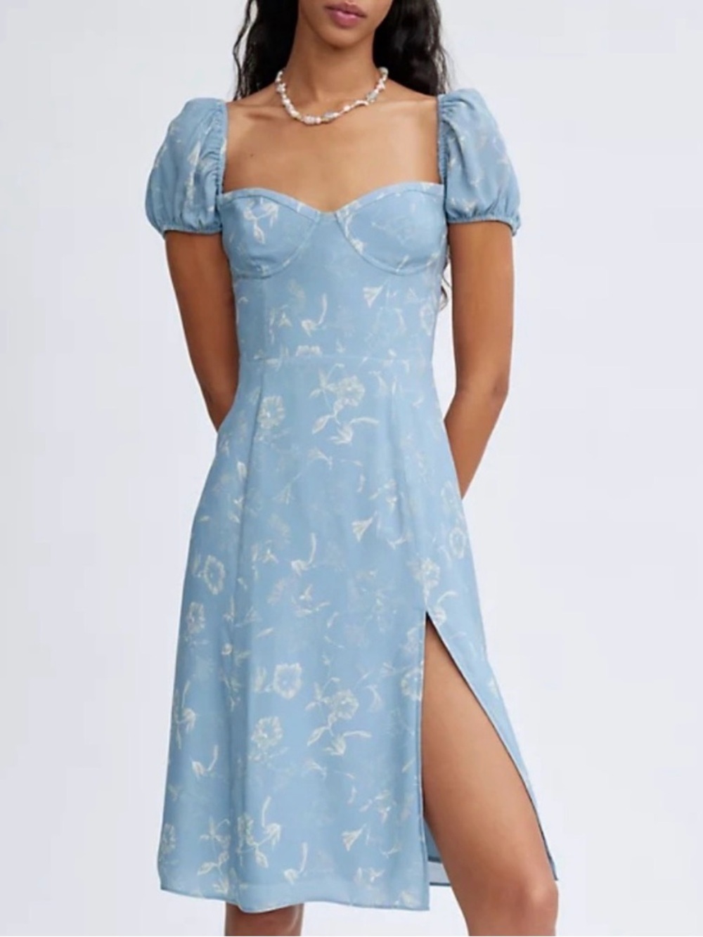 Sunday Best Aritzia Blue Floral Puff Sleeve Midi Dress Small